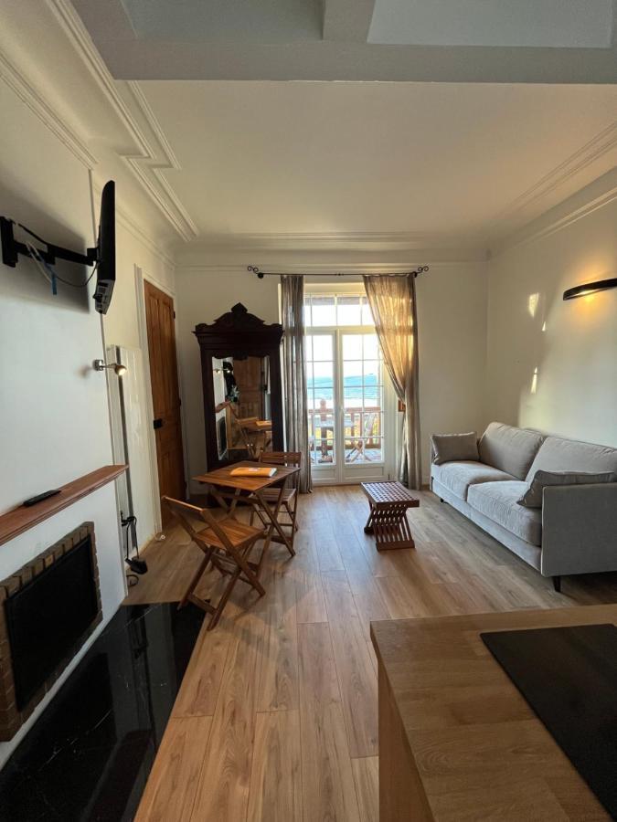 Face A La Mer Trouville-sur-Mer Exterior photo